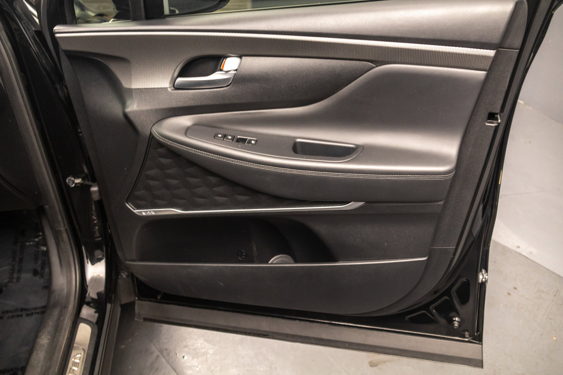 Used 2020 Hyundai Santa Fe Limited w/ Cargo Package AWD/4WD image 43
