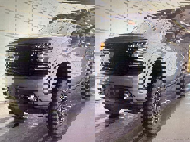 Used 2021 Chevrolet Silverado 1500 RST w/ Convenience Package II image 2