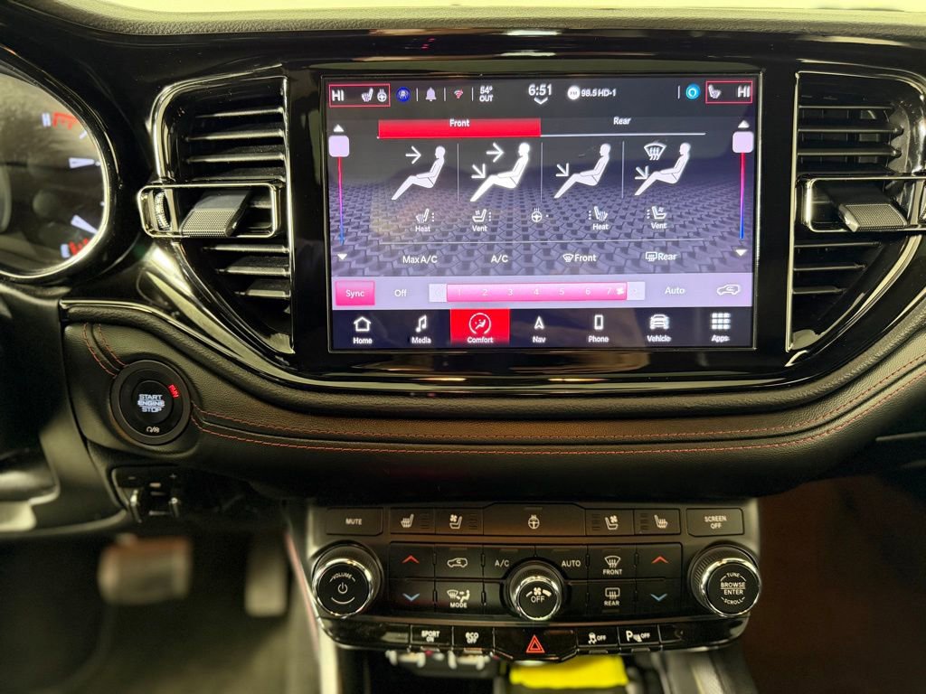 Certified 2022 Dodge Durango R/T w/ Blacktop Package image 17