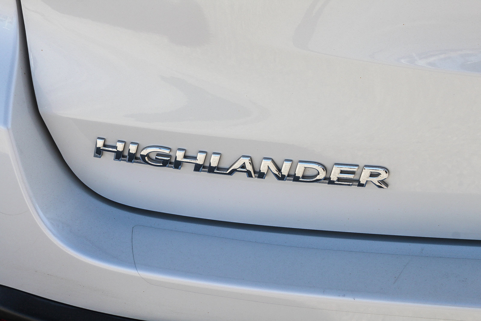 Used 2019 Toyota Highlander SE image 11