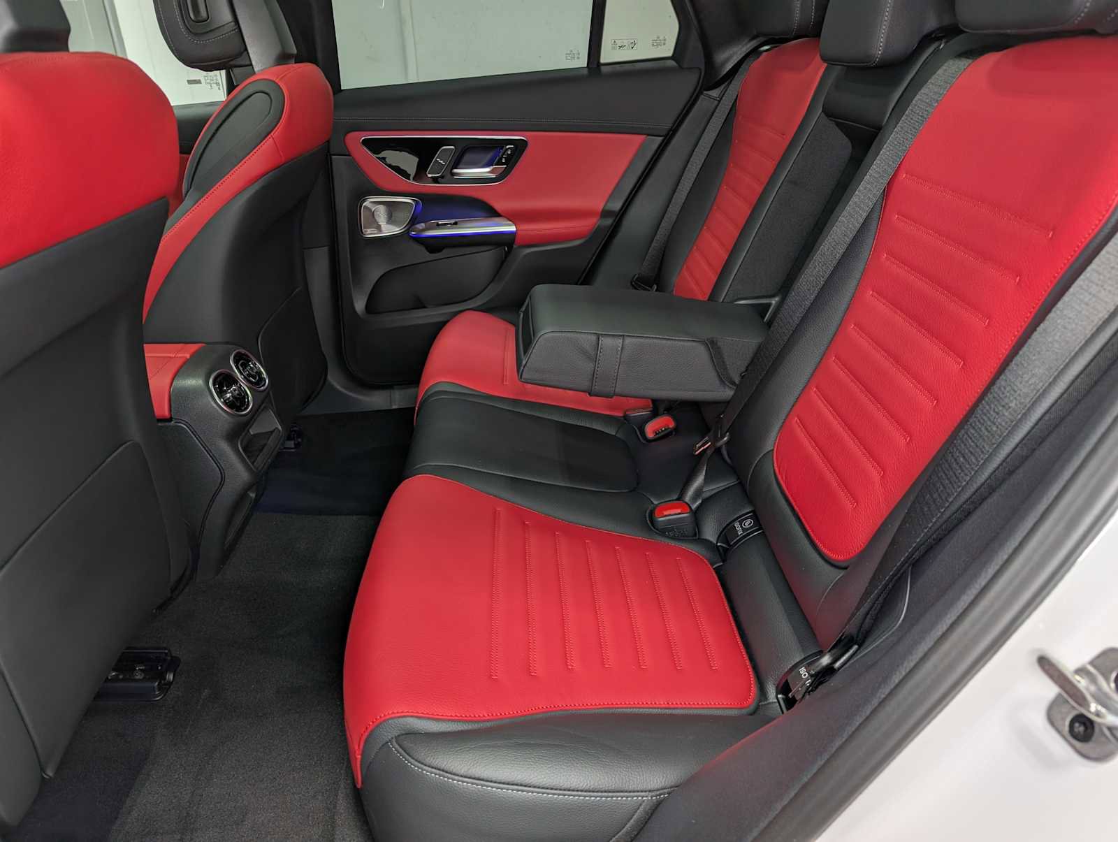 New 2026 Mercedes-Benz GLC 300 4MATIC image 21