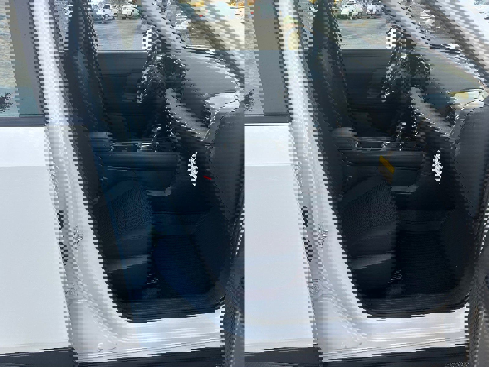 New 2026 Nissan Kicks S image 13