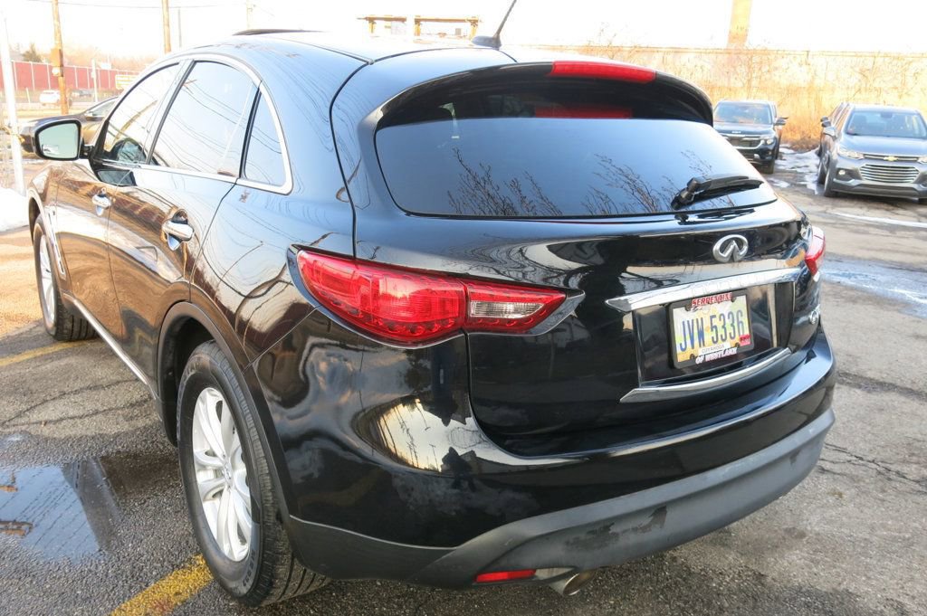 Used 2016 INFINITI QX70 AWD image 3