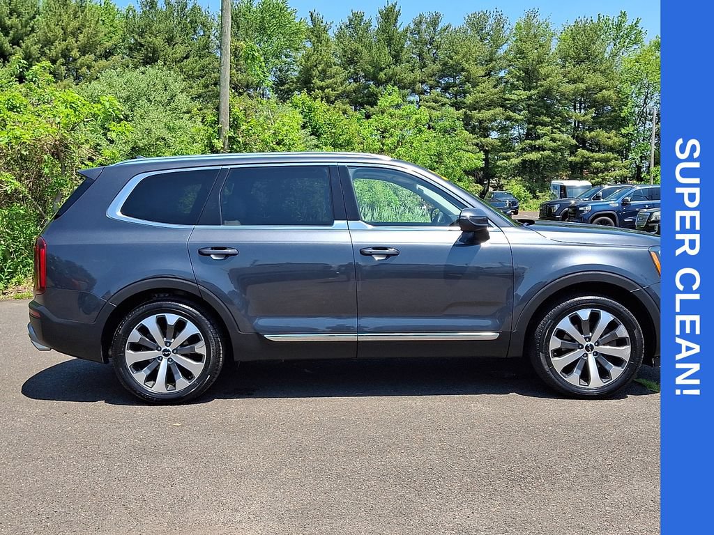 Used 2022 Kia Telluride EX w/ EX Premium Package FWD image 7