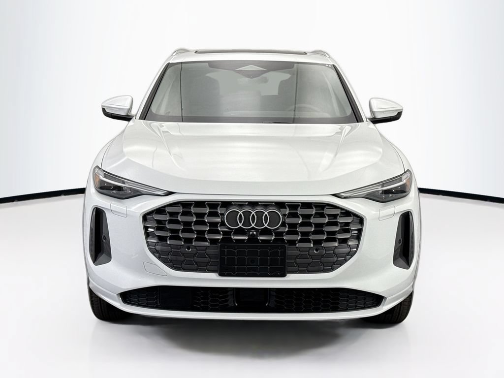 Certified 2025 Audi Q5 Premium w/ Premium Plus AWD/4WD image 2