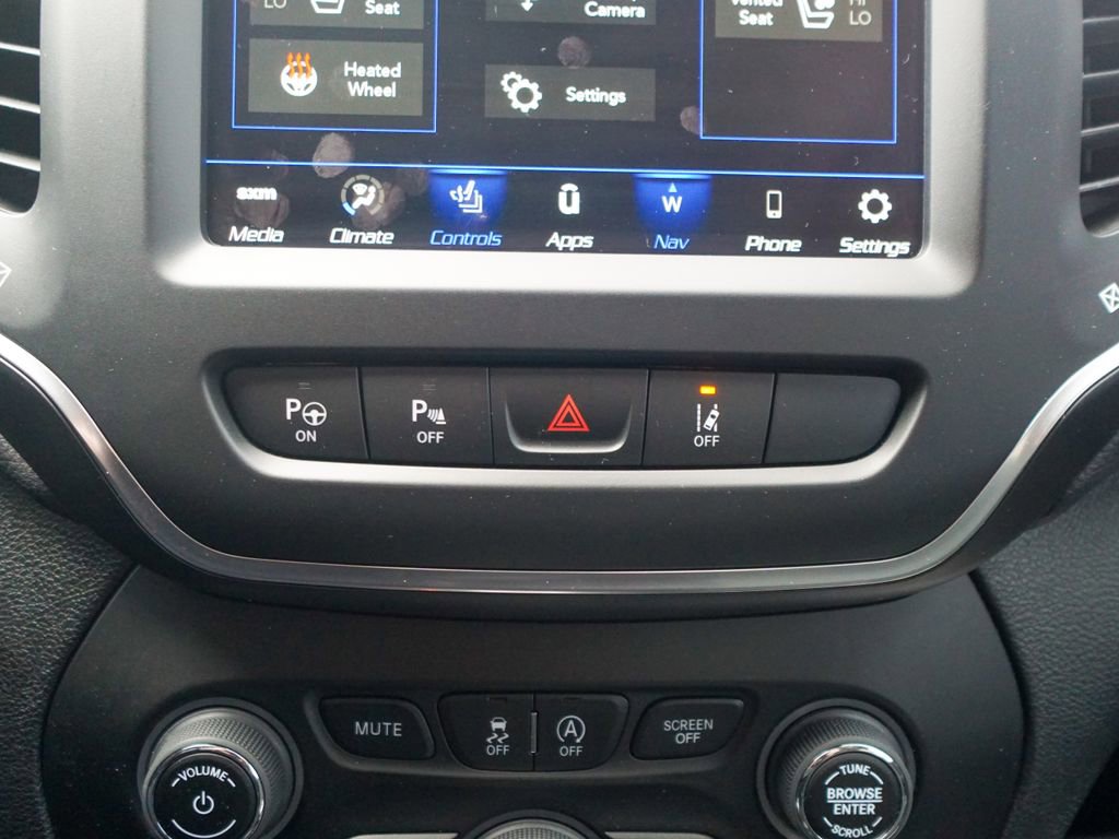 Used 2023 Jeep Cherokee Altitude Lux w/ Lux Elite Package image 28