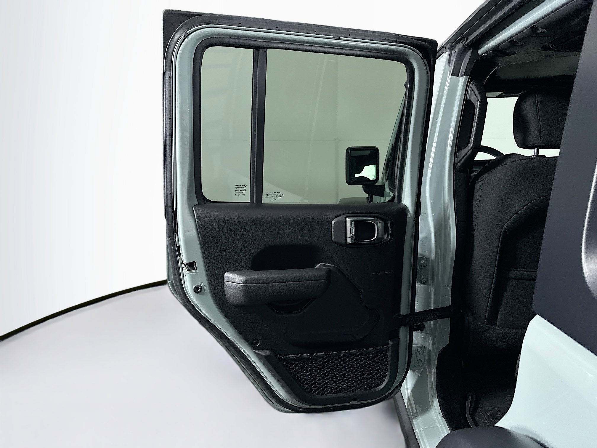 Used 2023 Jeep Wrangler Unlimited Rubicon 4xe w/ Cold Weather Group image 26