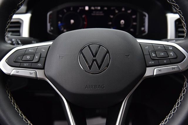 Used 2023 Volkswagen Atlas Cross Sport SEL image 18