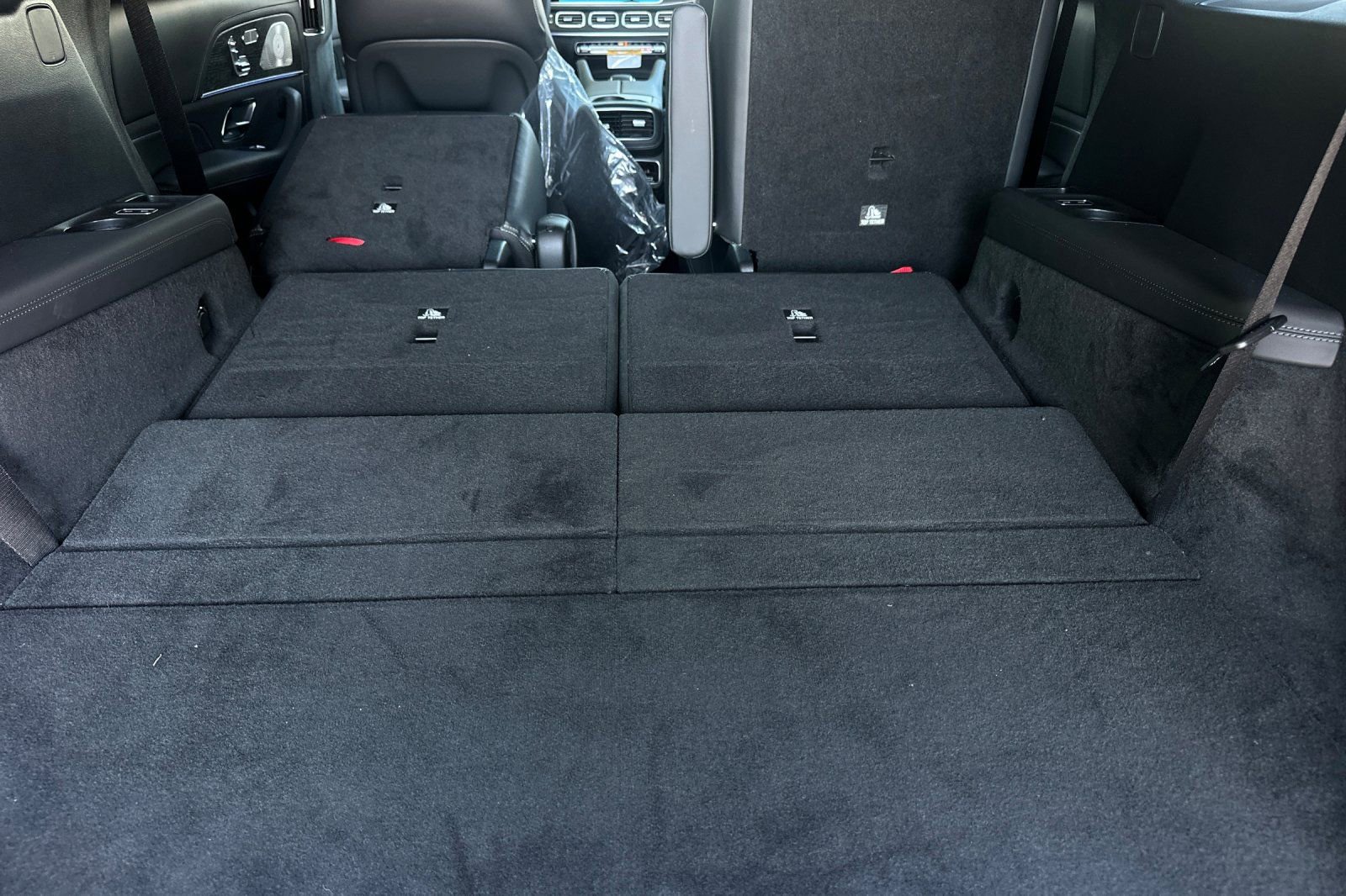 New 2026 Mercedes-Benz GLS 63 AMG 4MATIC image 35