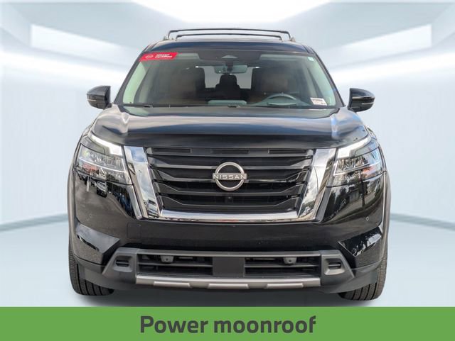 Used 2024 Nissan Pathfinder Platinum w/ Cargo Package image 11