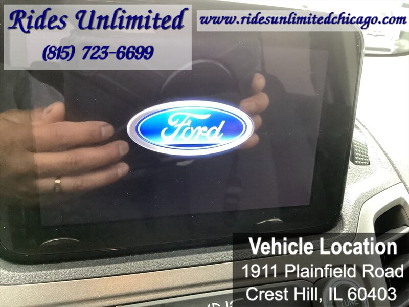 Used 2020 Ford Transit Connect XLT image 10
