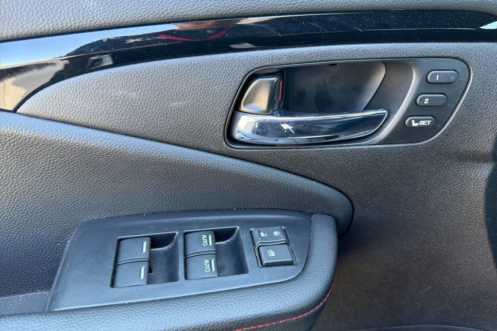 Certified 2023 Honda Ridgeline Black Edition image 11