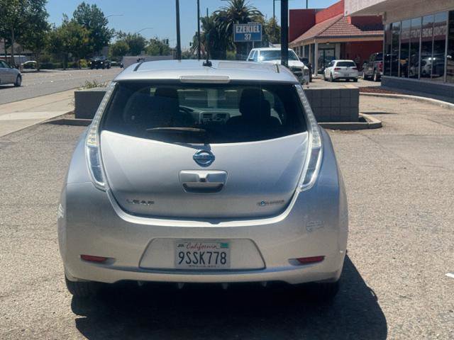 Used 2013 Nissan Leaf S w/ Charger Pkg FWD image 5