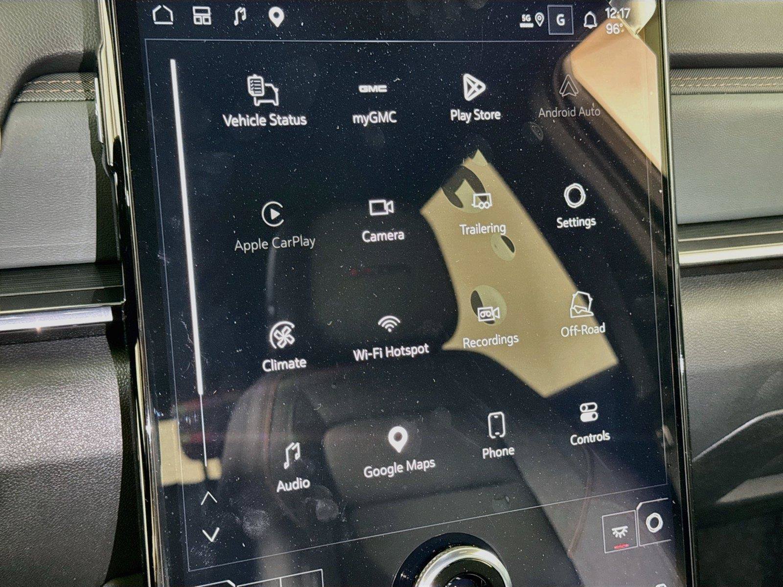 New 2027 GMC Terrain AT4 w/ Technology Package II AWD/4WD image 7