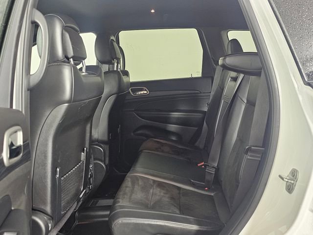 Used 2020 Jeep Grand Cherokee Altitude image 4