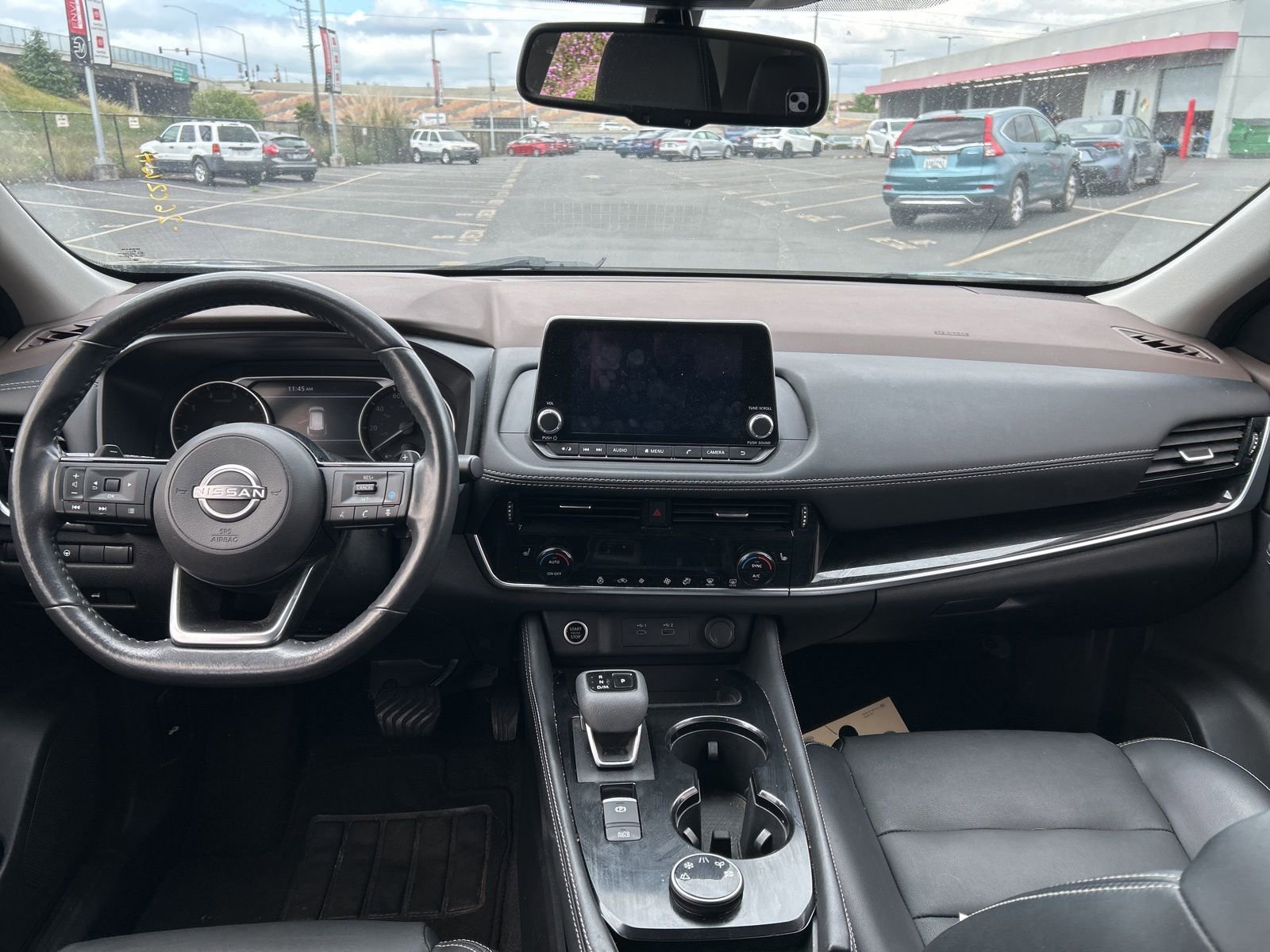 Used 2023 Nissan Rogue SL image 5