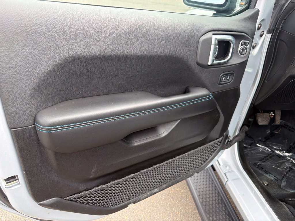 Used 2024 Jeep Wrangler High Altitude AWD/4WD image 12