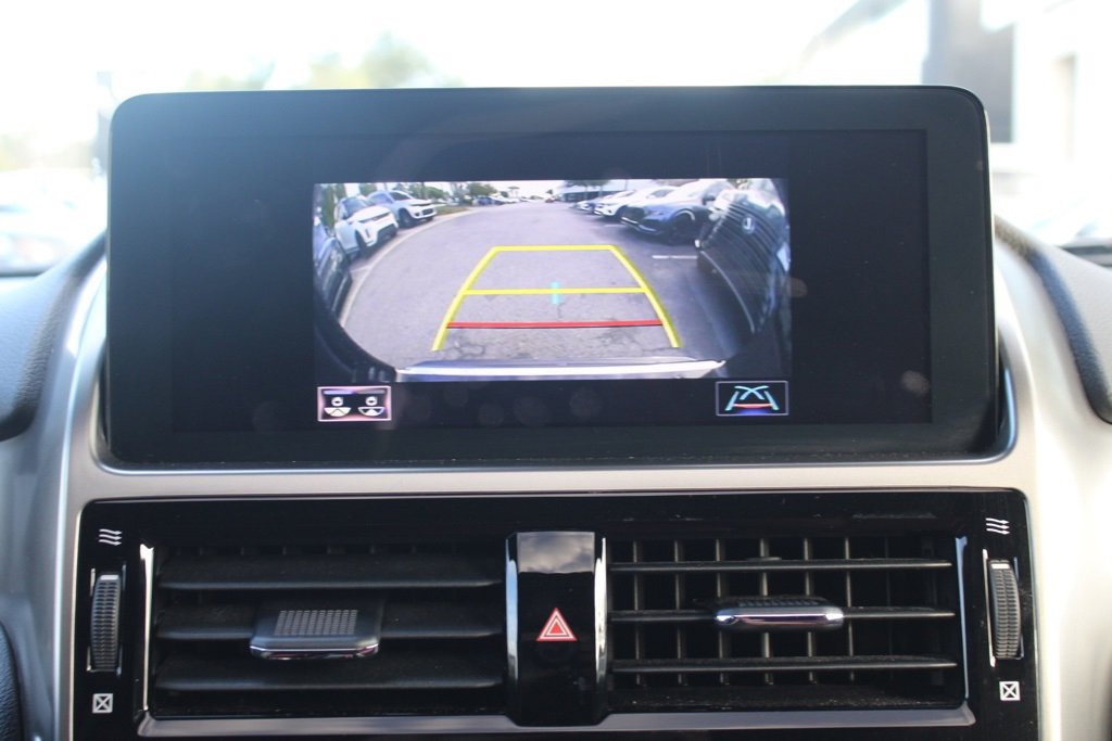 Used 2023 Lexus GX 460 Premium w/ Premium Package image 19