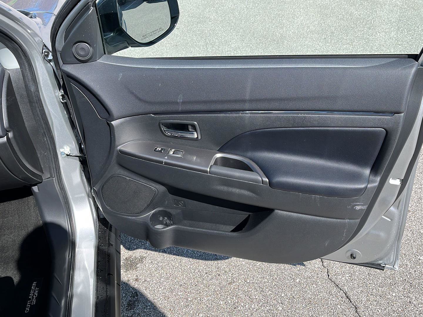 Used 2026 Mitsubishi Outlander Sport ES image 21