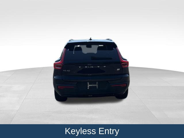 Used 2022 Volvo XC40 P8 Recharge Plus AWD/4WD image 7