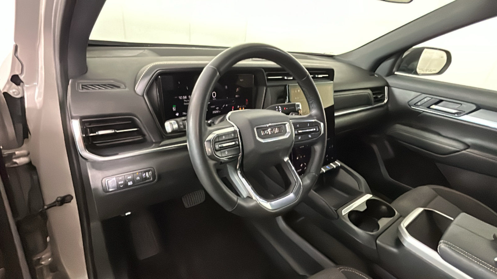 Used 2026 GMC Terrain Elevation AWD/4WD image 16