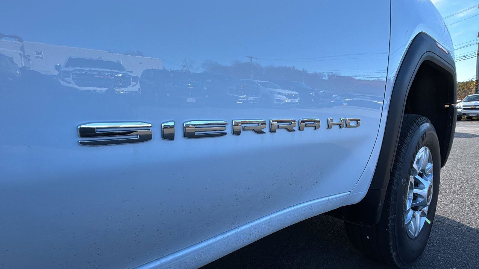 New 2026 GMC Sierra 2500 SLE w/ SLE Value Package; image 9