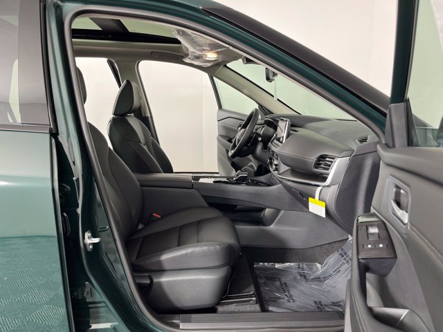 New 2026 Nissan Rogue Dark Armor FWD image 40