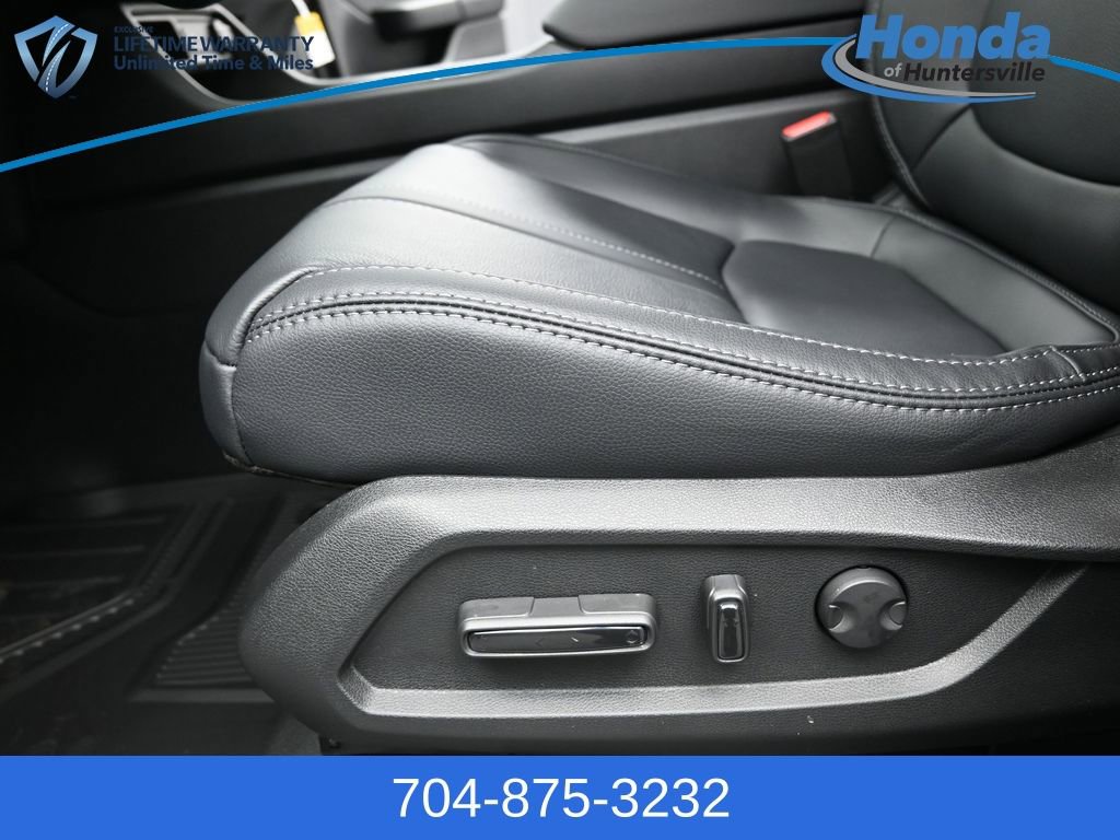 New 2026 Honda Pilot Touring image 13