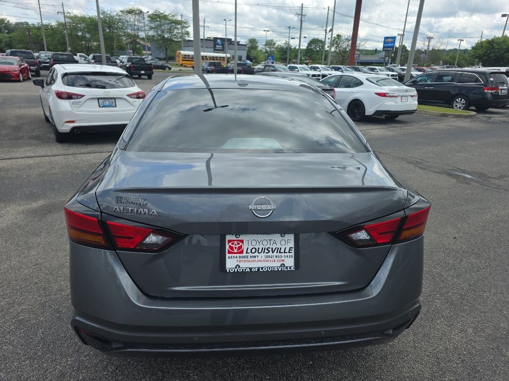 Used 2025 Nissan Altima 2.5 S FWD image 5