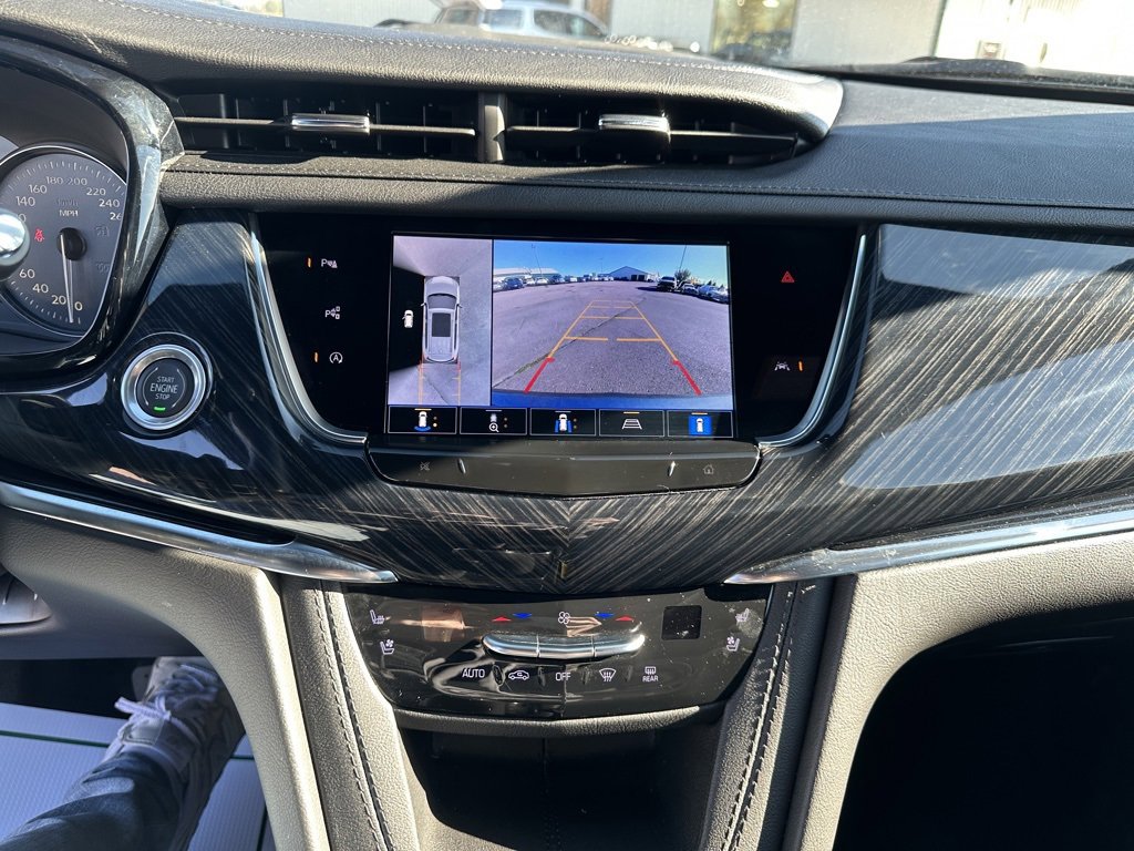 Used 2024 Cadillac XT6 Premium Luxury image 17