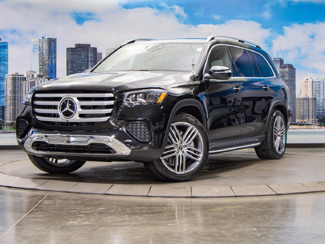 Certified 2026 Mercedes-Benz GLS 450 4MATIC image 2