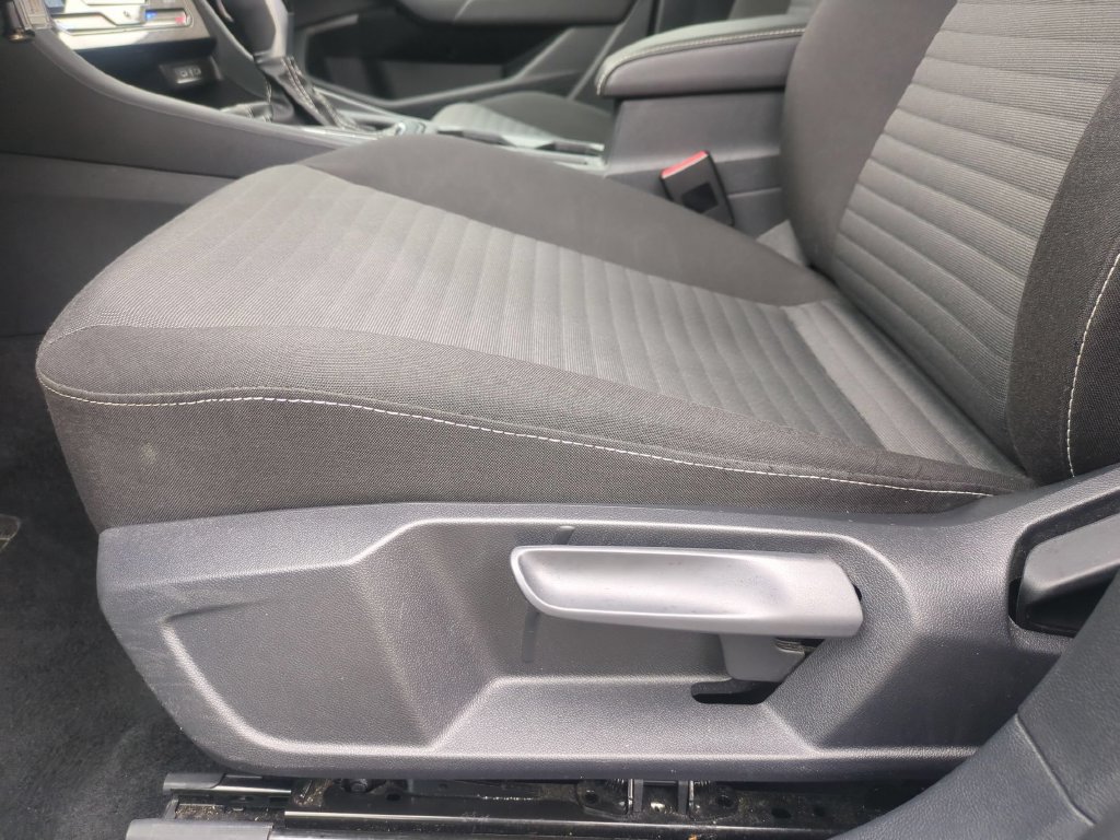 Used 2025 Volkswagen Jetta S FWD image 14