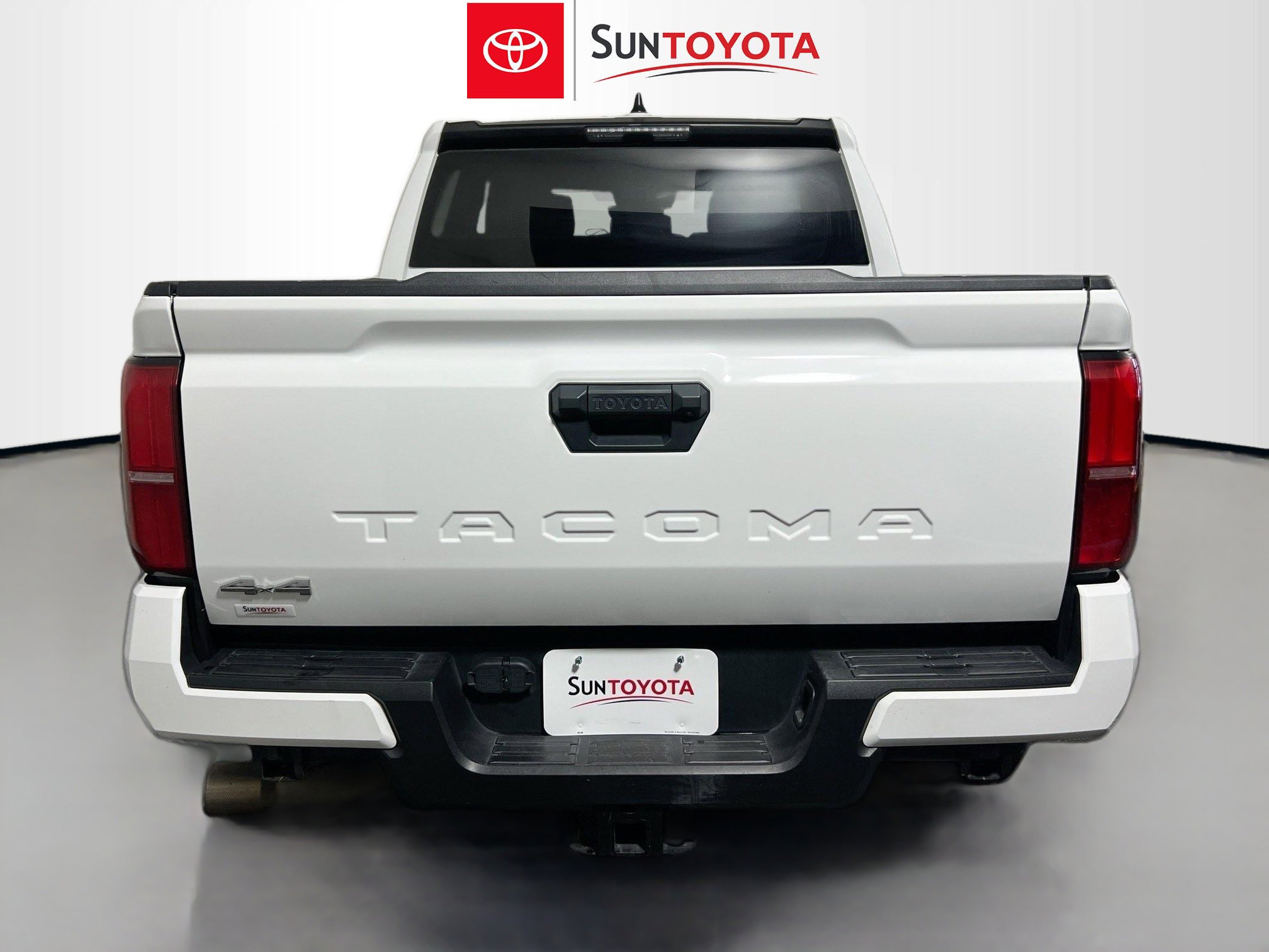 Used 2024 Toyota Tacoma SR5 image 5