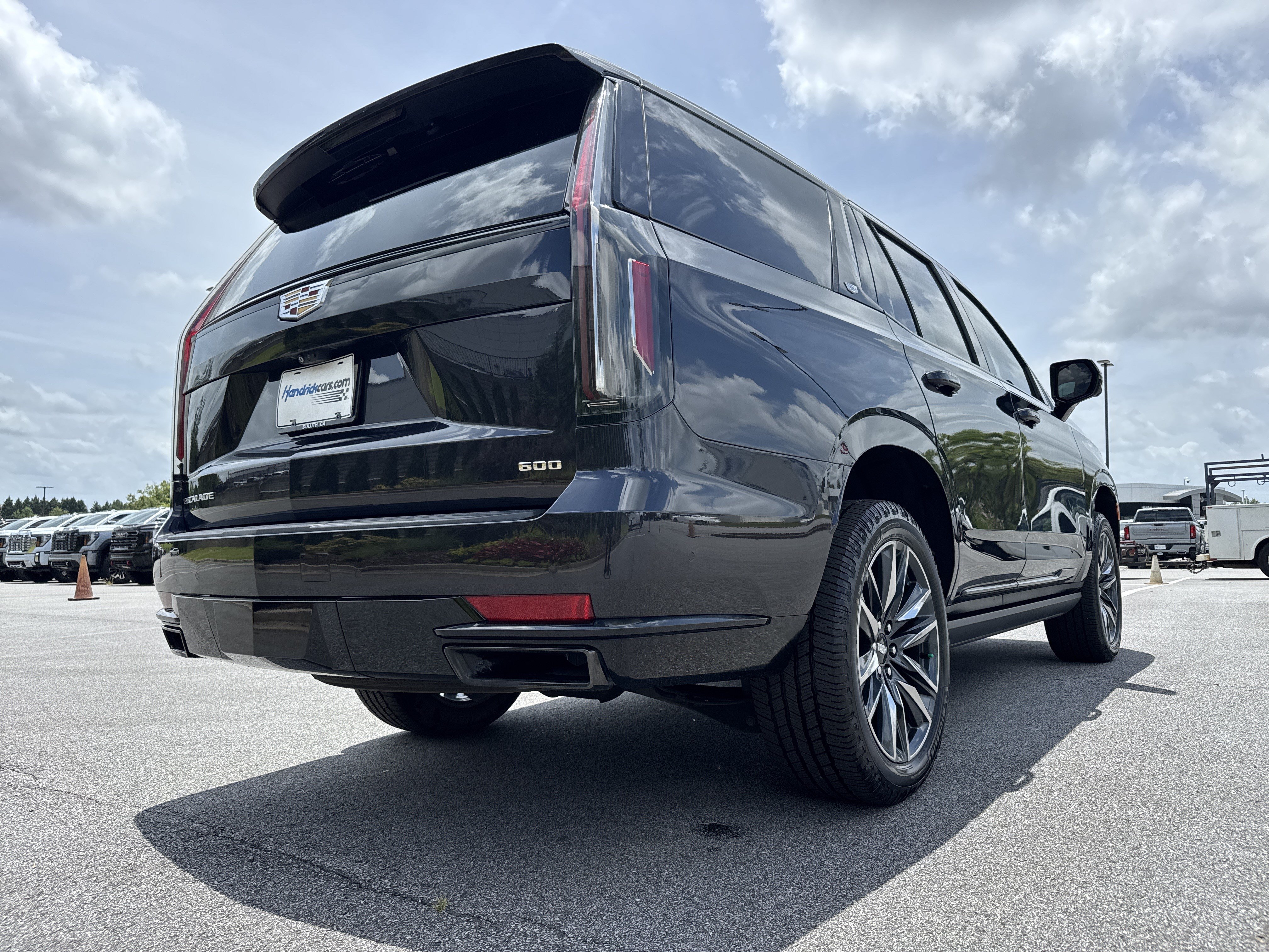 Used 2022 Cadillac Escalade Sport w/ Touring Package AWD/4WD image 10