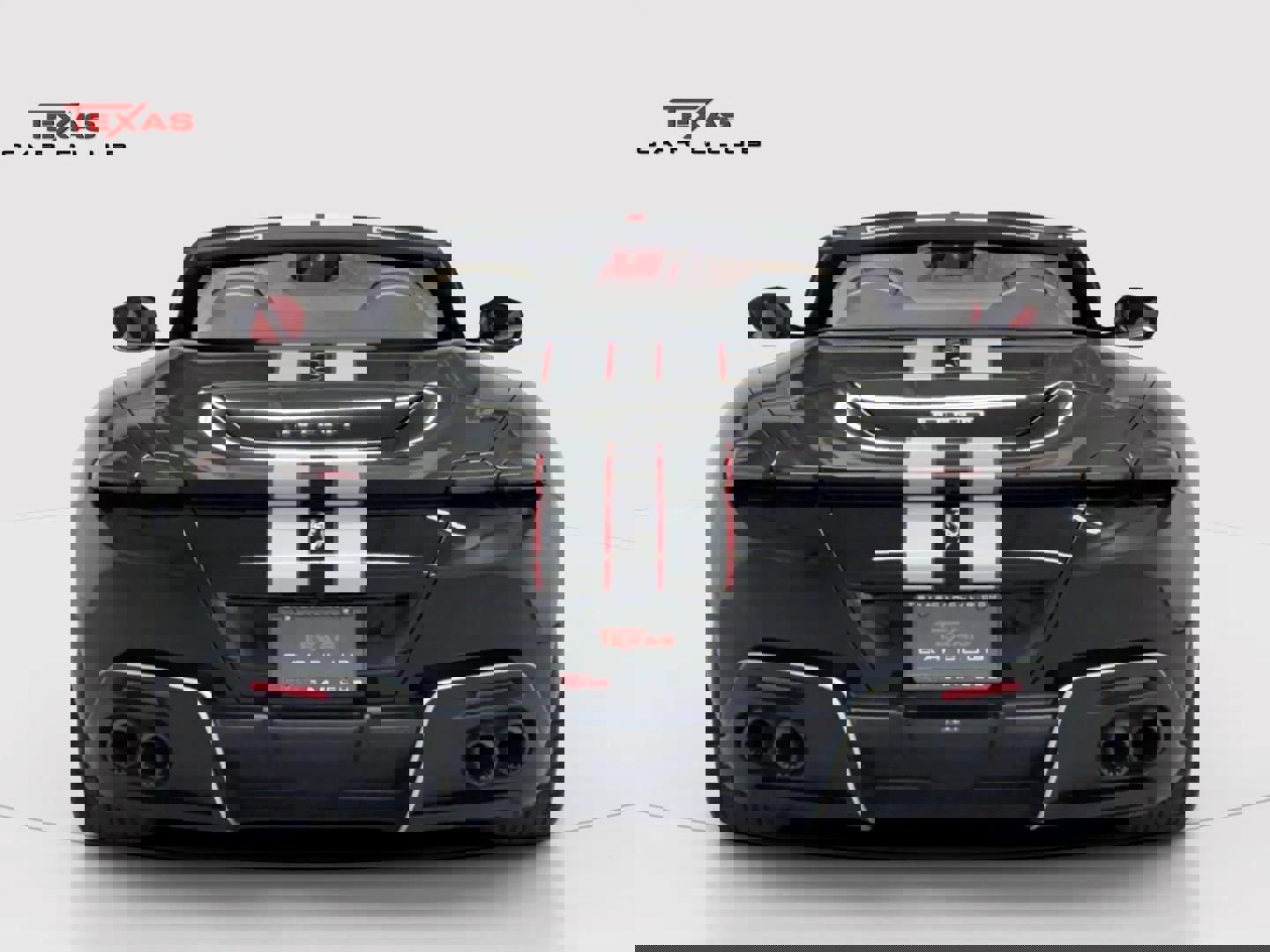 Used 2025 Ferrari Roma Spider image 7