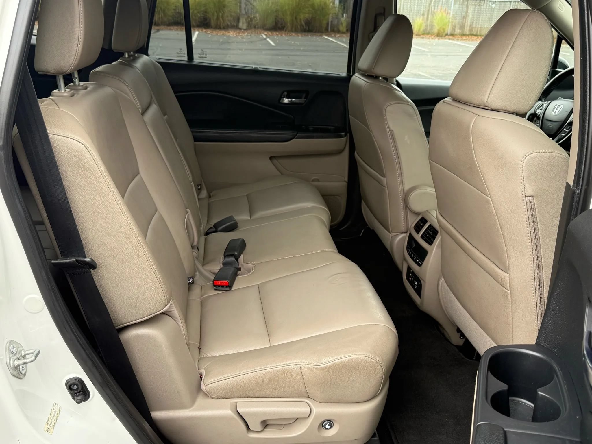 Used 2016 Honda Pilot Touring image 21