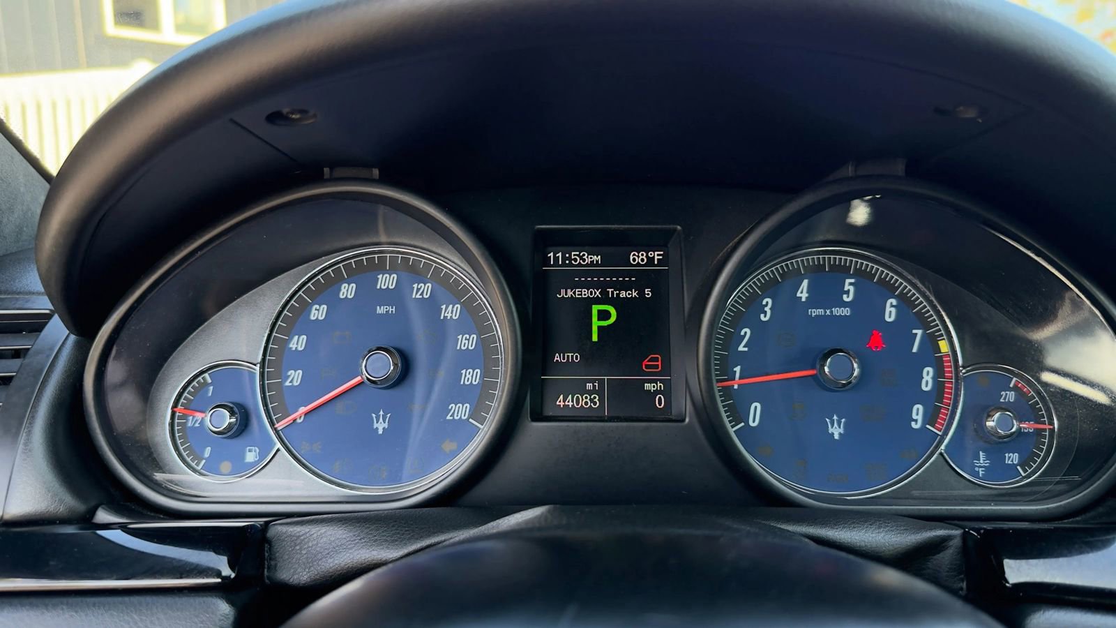 Used 2014 Maserati GranTurismo Sport image 17