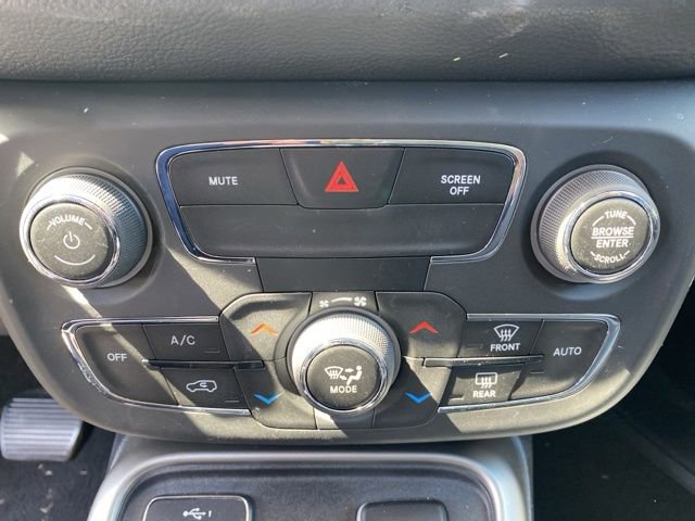 Used 2019 Jeep Compass Latitude FWD image 19