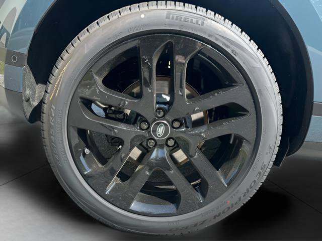New 2026 Land Rover Range Rover Evoque S AWD/4WD image 11