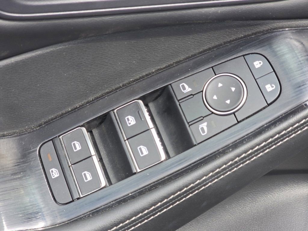Used 2023 Nissan Rogue SL AWD/4WD image 22