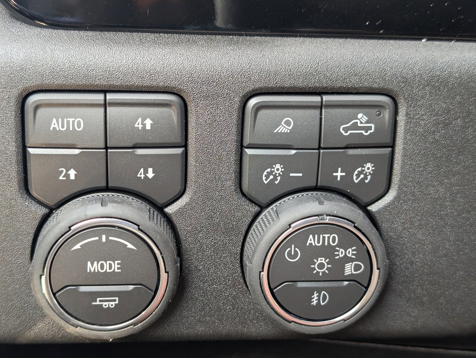 New 2026 Chevrolet Silverado 2500 LTZ w/ LTZ Premium Package image 11