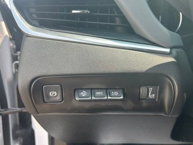 Used 2022 Buick Enclave Premium w/ Experience Buick Package AWD/4WD image 19