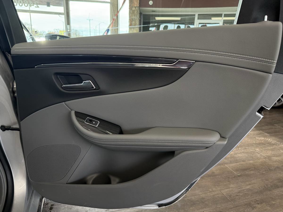 Used 2019 Chevrolet Impala Premier w/ Premier Confidence Package FWD image 25