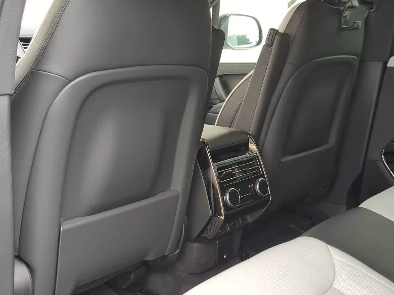 New 2026 Land Rover Range Rover Sport Dynamic SE AWD/4WD image 19