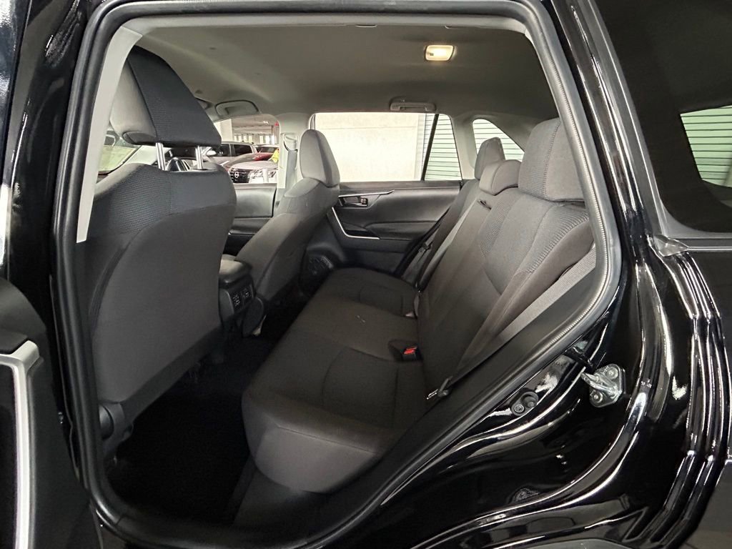 Used 2025 Toyota RAV4 LE image 38