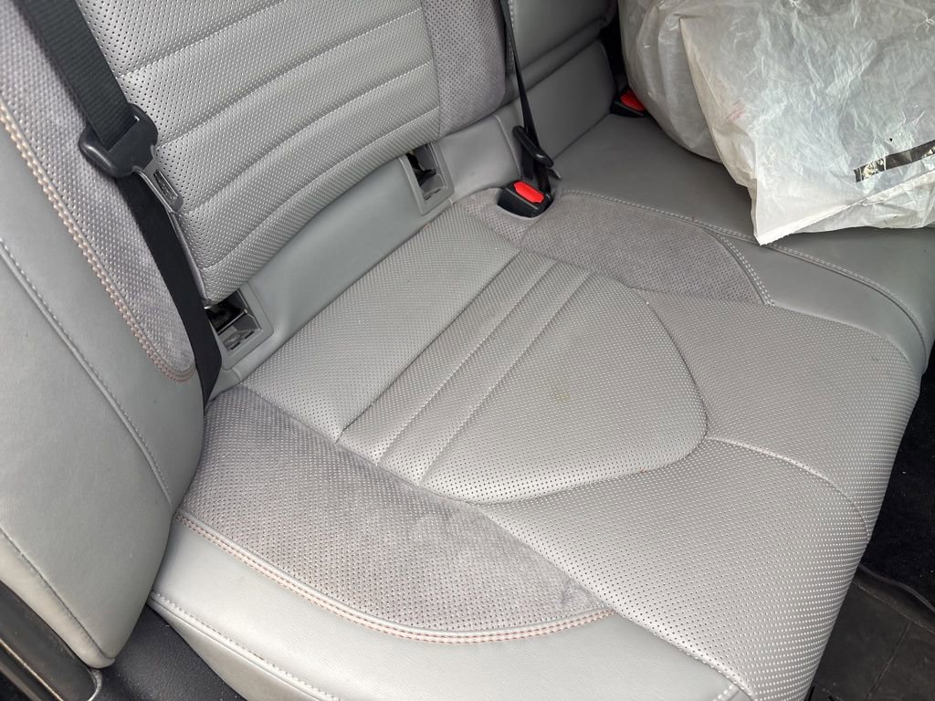 Used 2019 Toyota Avalon XSE w/ Protection Package FWD image 35