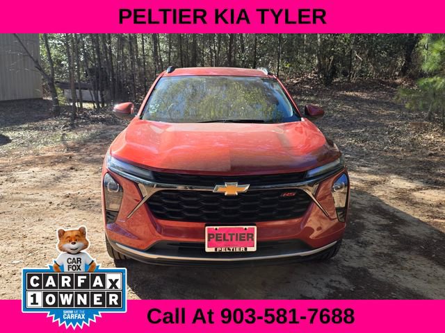 Used 2024 Chevrolet Trax LT w/ Driver Confidence Package image 2