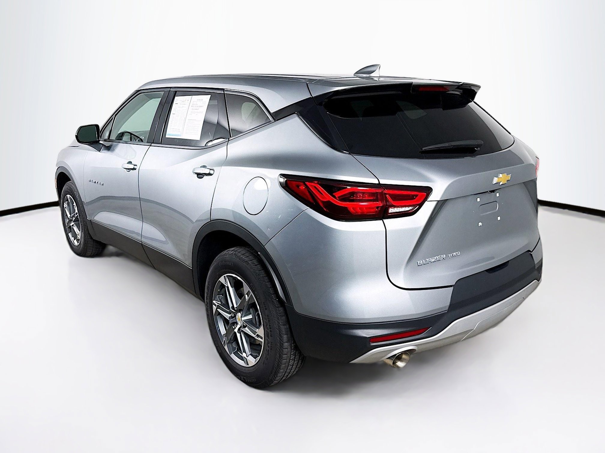Used 2024 Chevrolet Blazer LT AWD/4WD image 29