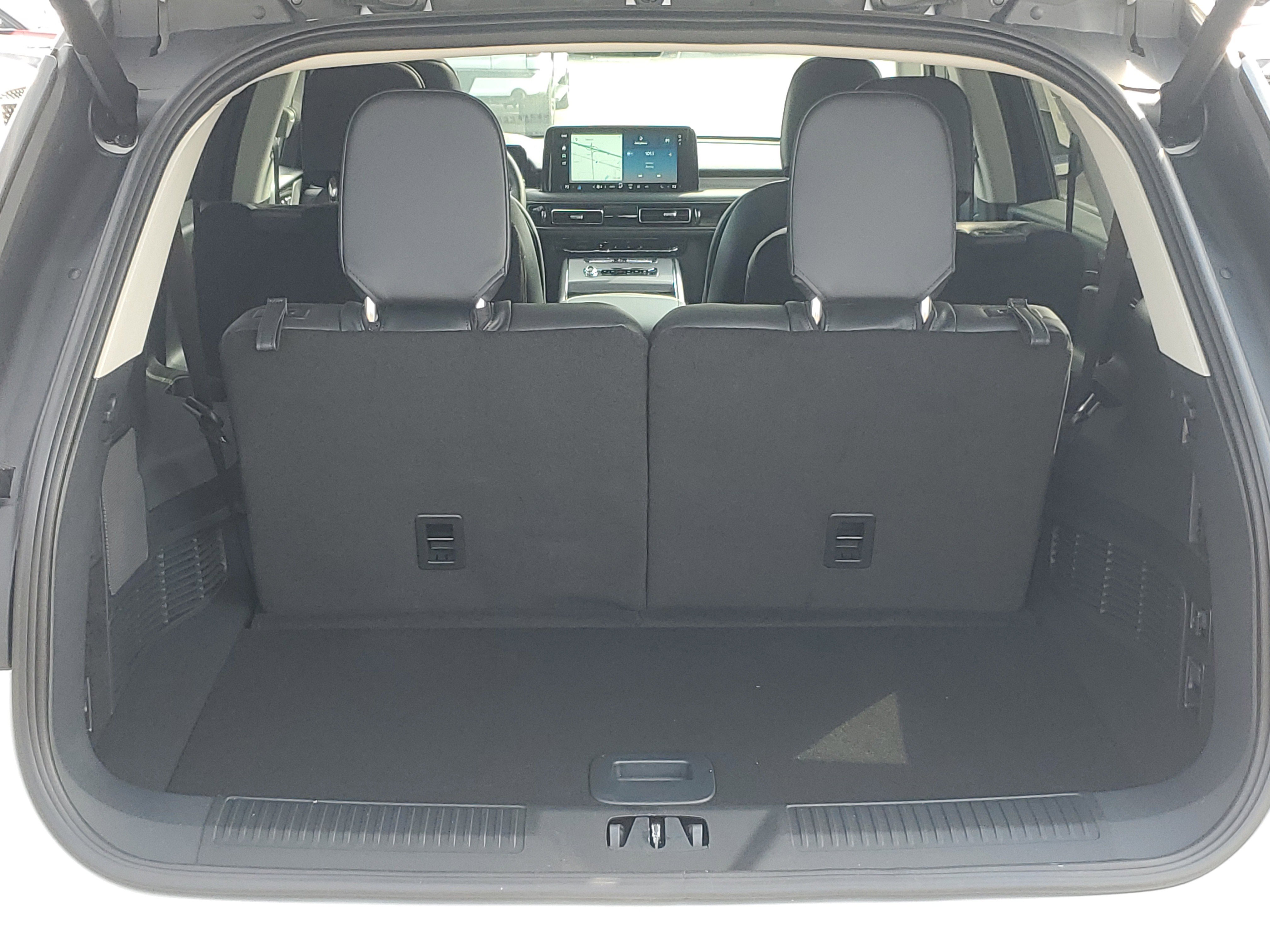 New 2026 Lincoln Aviator AWD image 27