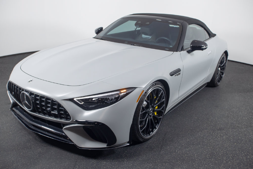 Used 2022 Mercedes-Benz SL 63 AMG 4MATIC image 2